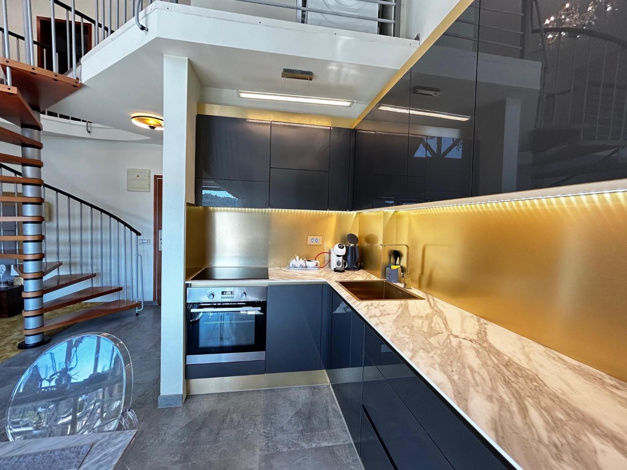 Chung cư 79 m² 2 phòng ngủ, 2 phòng tắm riêng ở Podcetrtek Ngoại thất bức ảnh