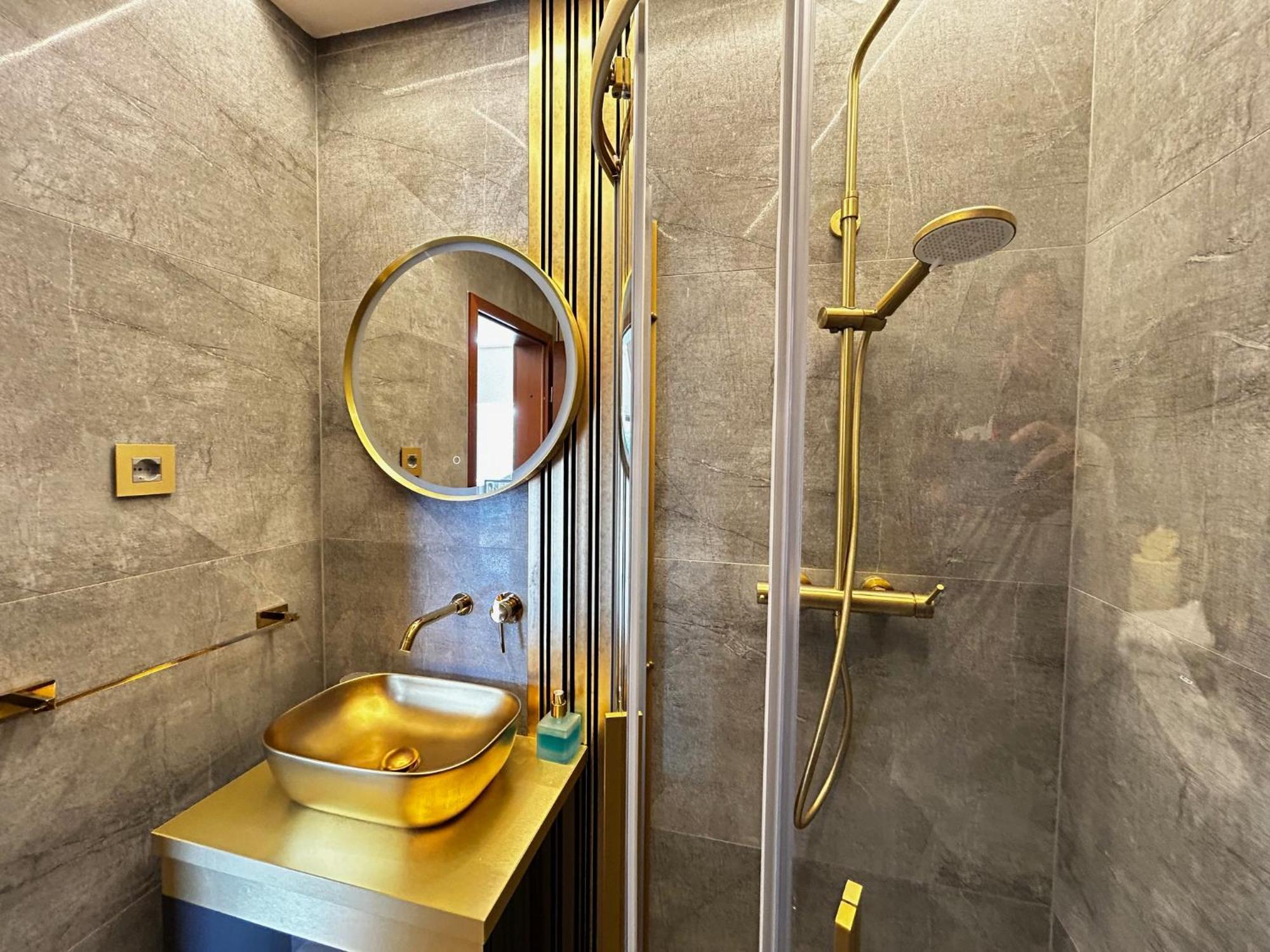 Chung cư 79 m² 2 phòng ngủ, 2 phòng tắm riêng ở Podcetrtek Ngoại thất bức ảnh