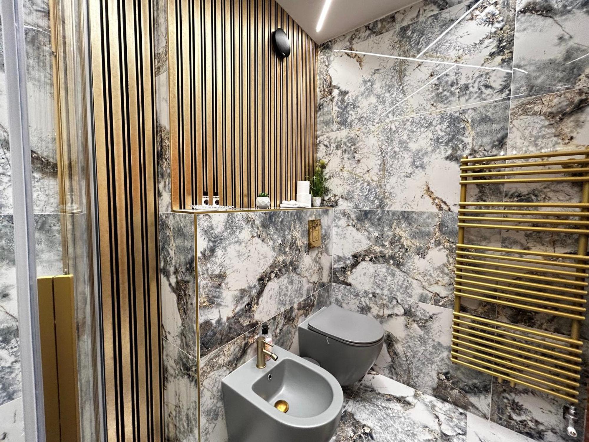 Chung cư 79 m² 2 phòng ngủ, 2 phòng tắm riêng ở Podcetrtek Ngoại thất bức ảnh