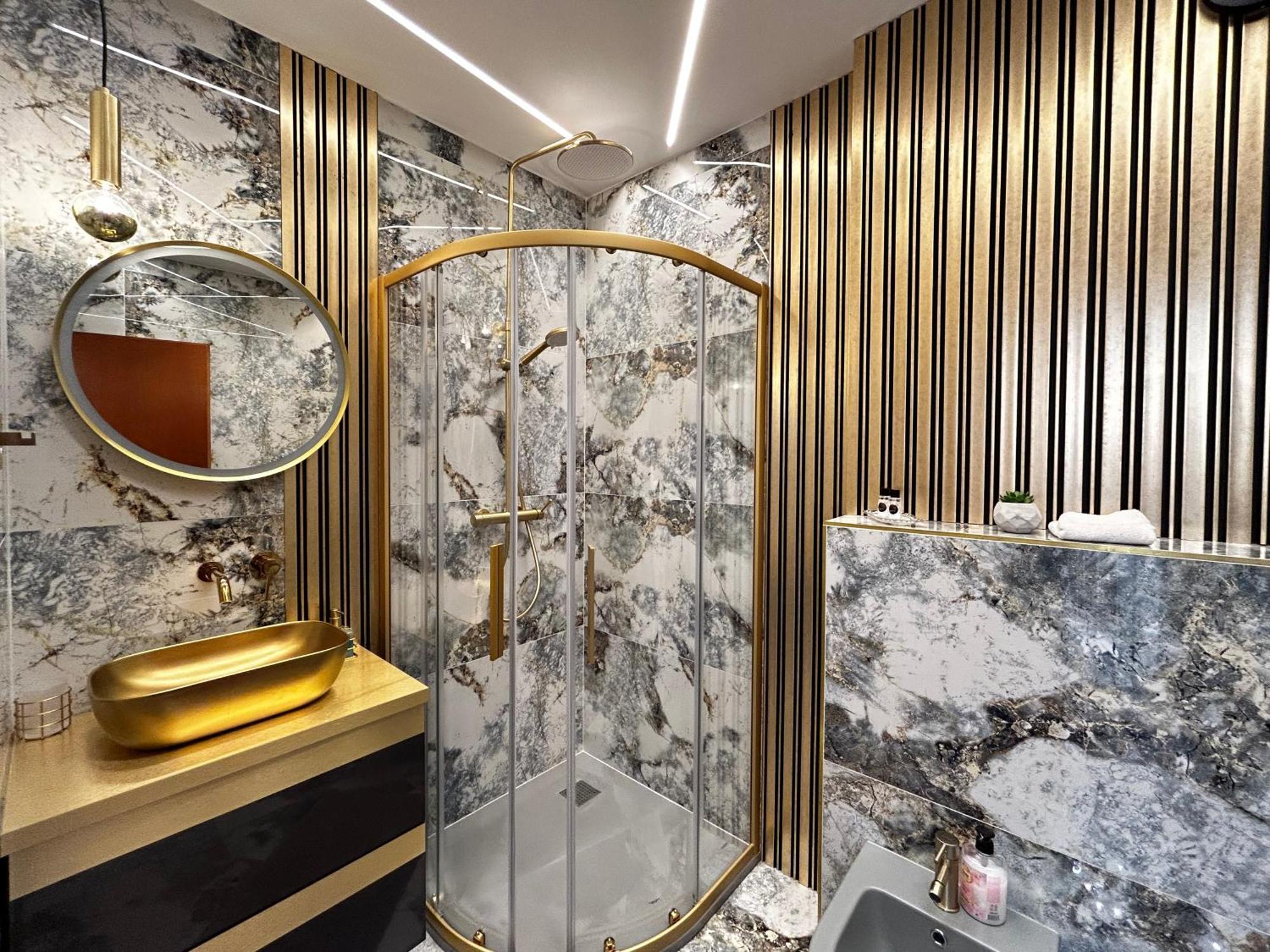 Chung cư 79 m² 2 phòng ngủ, 2 phòng tắm riêng ở Podcetrtek Ngoại thất bức ảnh