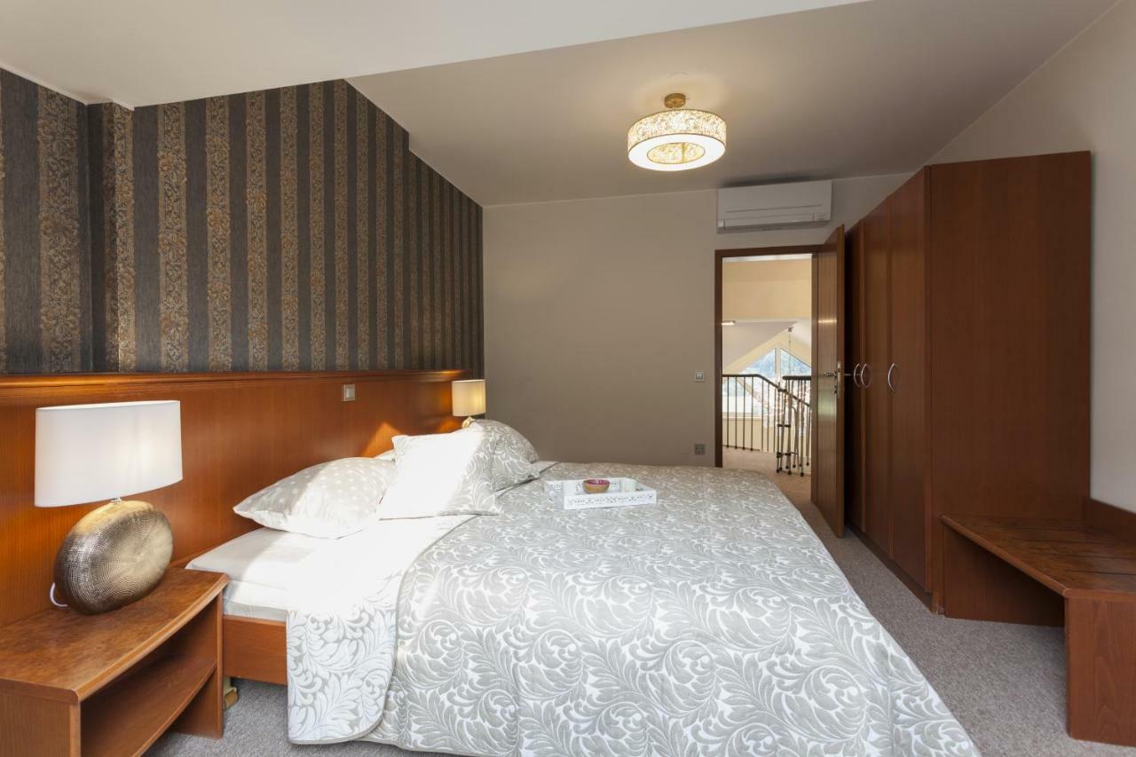 Chung cư 79 m² 2 phòng ngủ, 2 phòng tắm riêng ở Podcetrtek Ngoại thất bức ảnh